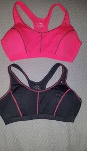 Set of sports bras